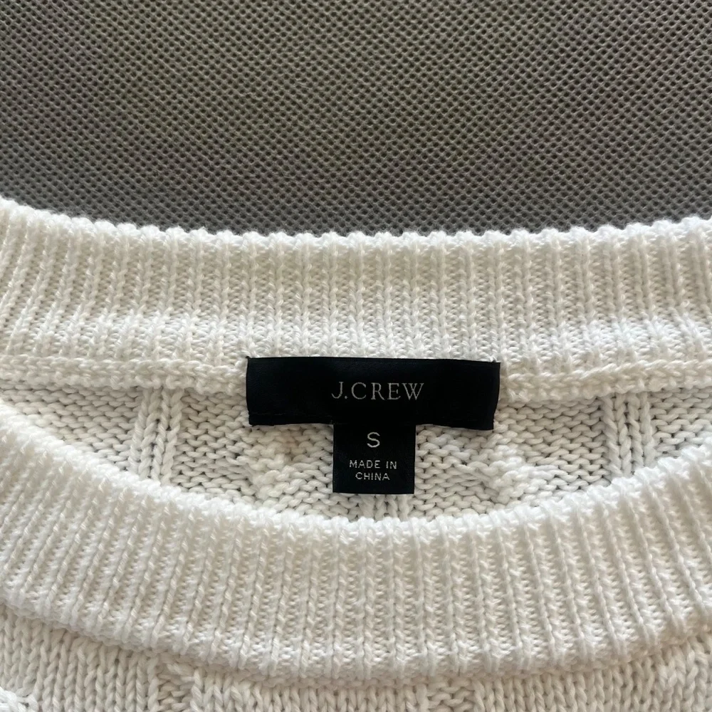 J.Crew White Relaxed-fit Cable-knit Crewneck Sweater Size Small - Picture 2 of 9